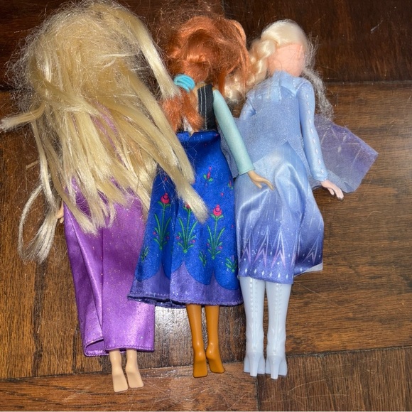 Disney Princess Doll Set - Purple, Blue, and White - Picture 4 of 5